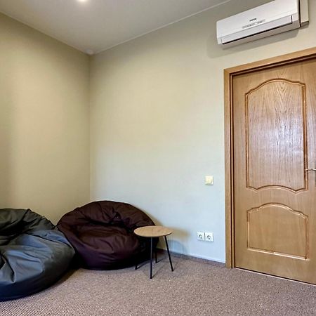 4Room Hostel Kiev Eksteriør bilde