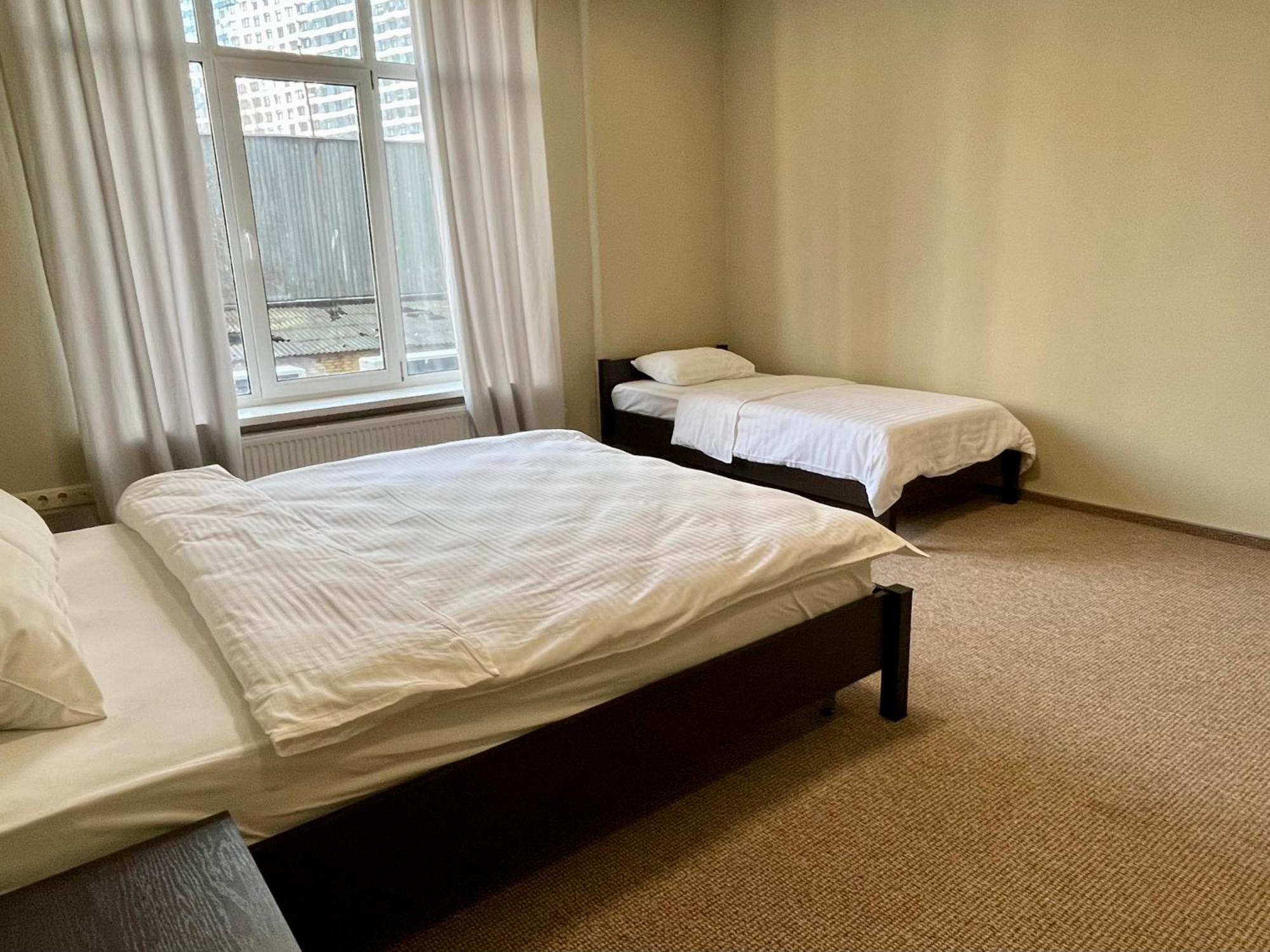 4Room Hostel Kiev Eksteriør bilde