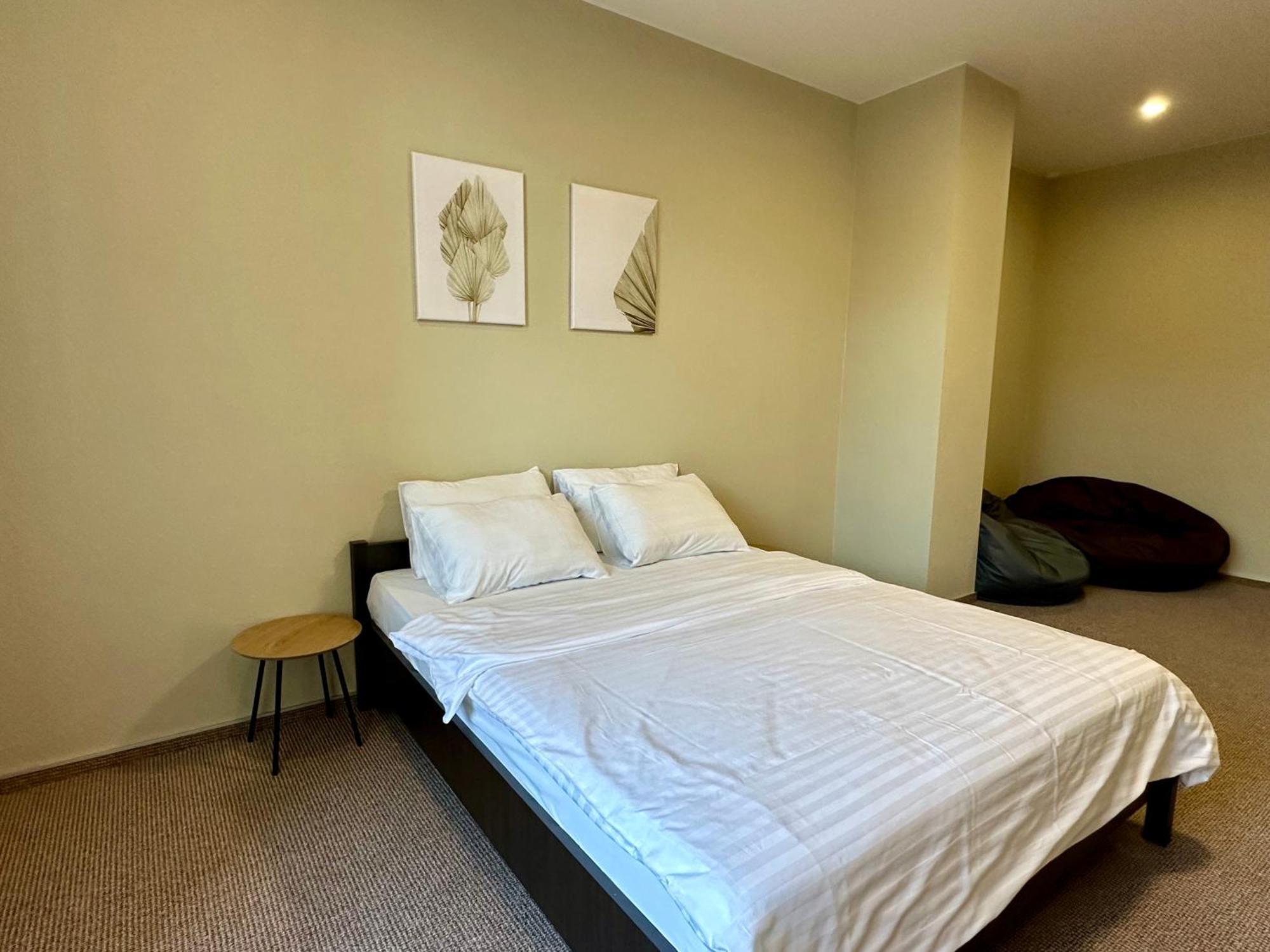 4Room Hostel Kiev Eksteriør bilde